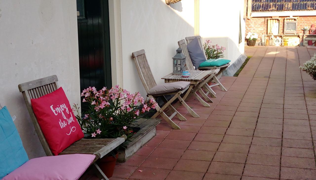 Logement 'De Witte Klok' Oude Bildtzijl Exteriör bild